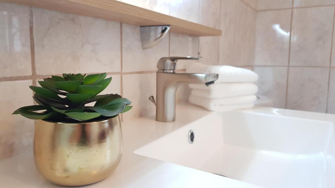 Aroma Green Villa Cagnano المظهر الخارجي الصورة